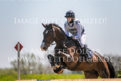 Auf Geht's Fraeulein Hummel Ann-Catrin BIERLEIN