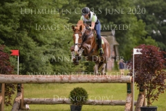 Nelson van Desta Nele REVYN