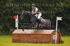 Franky Four Fingers Jakob Binder STRUCK