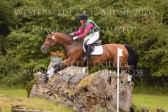 Lexus As Caroline PISTORIUS