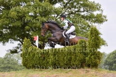 Scarlet K Sophie LEUBE