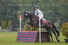 Rose Garden 4 Kira HARTKEN