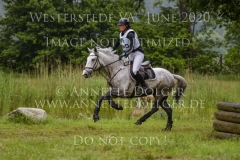 Shannon's Hero Lisa-Marie HOFFMANN