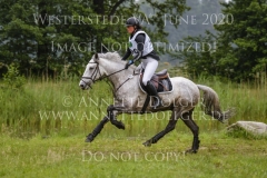 Shannon's Hero Lisa-Marie HOFFMANN