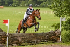 Don Junior Melina BEHRENS