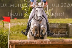 Ideal Rebel Caroline SUHR