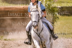 Ideal Rebel Caroline SUHR