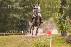 Exclusive Sophia ROESSEL