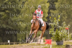 Mabella D Nike DENKER