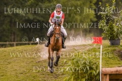 Mabella D Nike DENKER