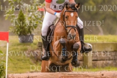 Mabella D Nike DENKER