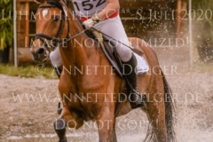 Mabella D Nike DENKER