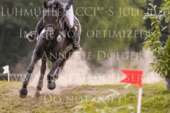 Baroness III Juliane BARTH