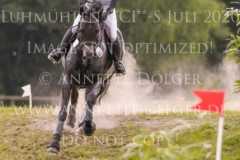 Baroness III Juliane BARTH