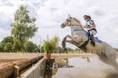 Ideal Rebel Caroline SUHR