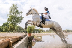 Ideal Rebel Caroline SUHR