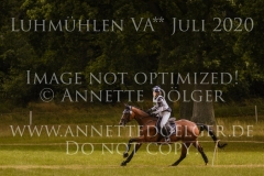 Lariostea H Viktoria WEYERS