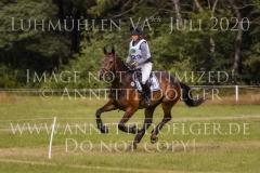 Campione de Lux Kira MEYER