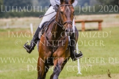 Campione de Lux Kira MEYER