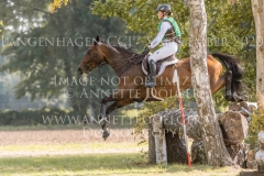 Guccimo R OLD Emily ROBERG