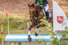 Carismo 22 Hanna KNUEPPEL