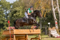 Moonlight Dance S Jakob Binder STRUCK