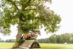 Farthino H Leni LEHNARD