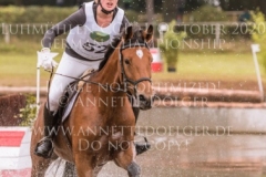 Mabella D Nike DENKER