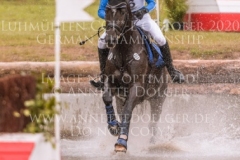 C'est Evie Luke VOGELSAENGER