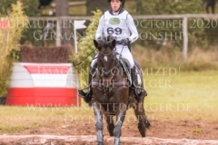 Gretchen V Jana LEHMKUHL