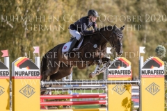 C'est Evie Luke VOGELSAENGER