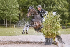 Rhiannon 12 Geiger Nicole