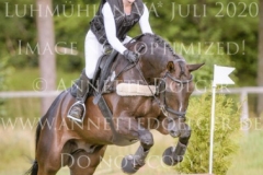 Hulingshofs Winchester Krueger Ella