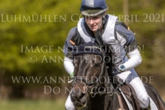 Checkevina Friederike PARADIES