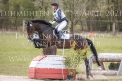 Mona D Katharina DONST