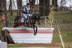 Mona D Katharina DONST