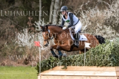 Mabella D Nike DENKER