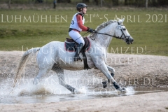 Kira 525 Nadine ZASTROW