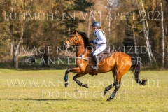 Amara 61 Nicole CLAUS