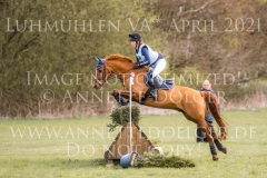 Manhattan in Gold Justina Charlotte HAYESSEN