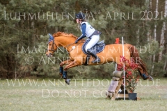 Manhattan in Gold Justina Charlotte HAYESSEN