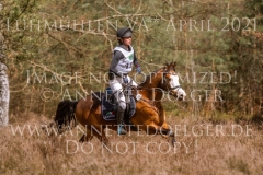 Golden Gadget Neele HINRICHSEN