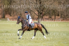 Candisz Julia WEISER