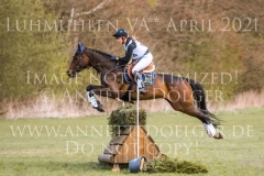 Candisz Julia WEISER