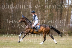 Candisz Julia WEISER