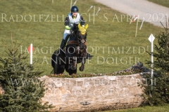 Uni's Black Pearl Eva TERPELUK