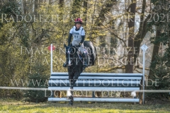 Vick du Gisors JRA Kenki SATO