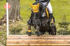 Outcross V.gaeu Jeanne FAUSS