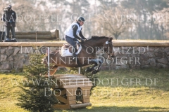 Belong To Me Julia STIEFELE