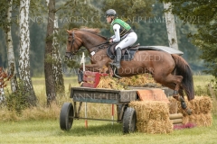 Donna Lena MV Emily Roberg